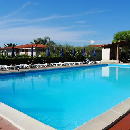 Limoneto Residence Beach Capo Vaticano * San Nicolò